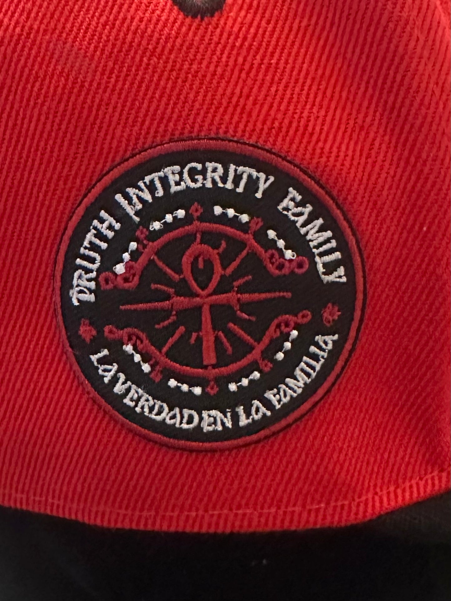 Red label with black bill